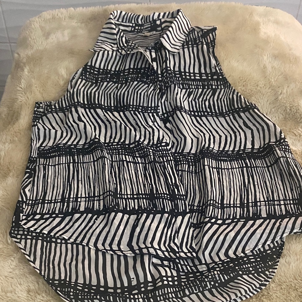 Black and White Striped Sleeveless Top